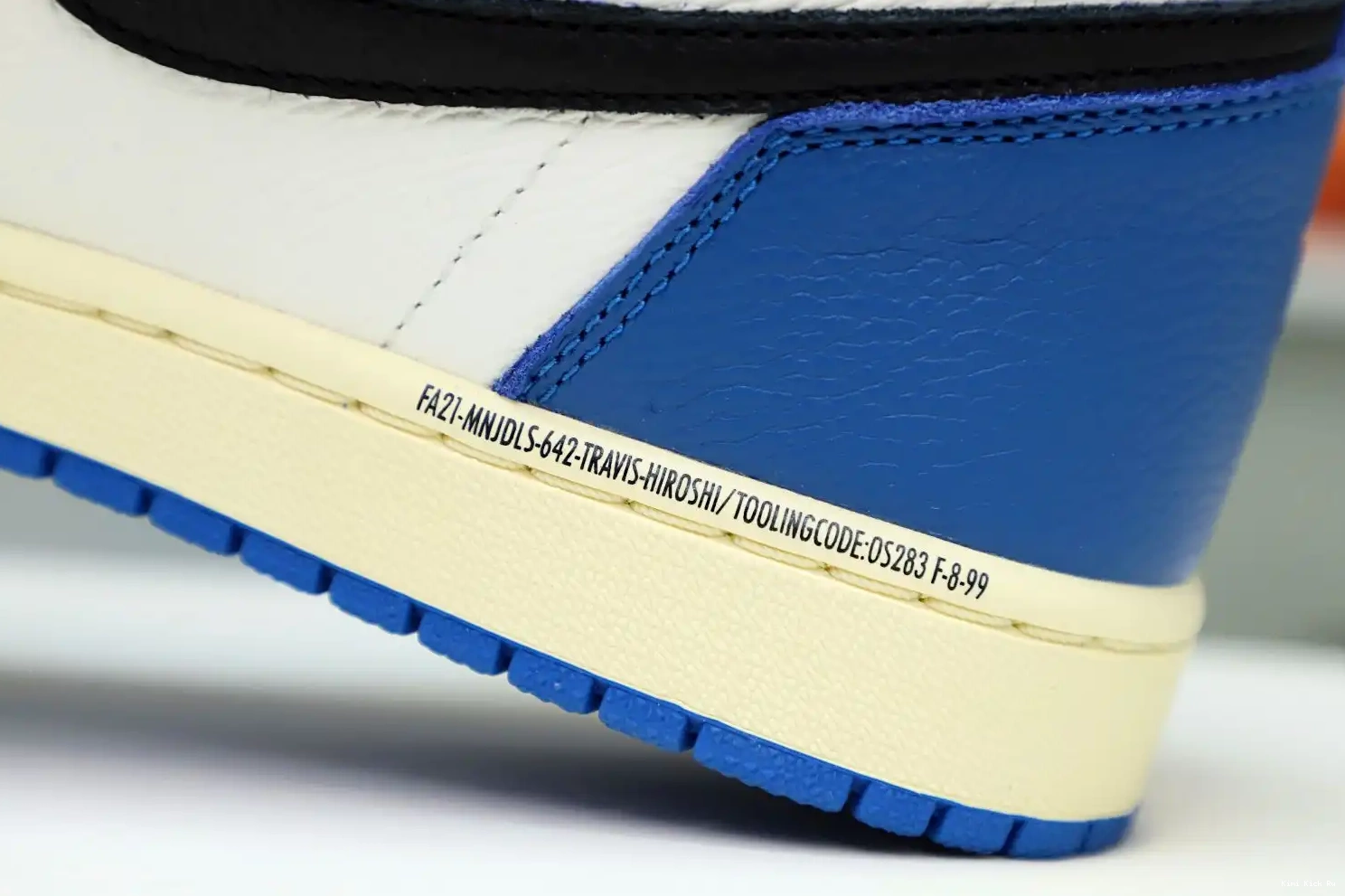 1 JORDAN Kimikick RETRO AIR DESIGN X FRAGMENT SCOTT TRAVIS X HIGH 0602